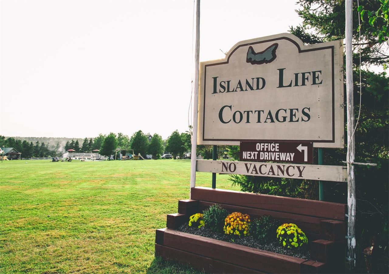 Island Life Cottages ブラックリー・ビーチ エクステリア 写真